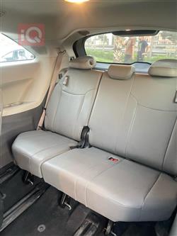 تۆیۆتا سیانا